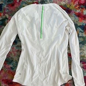 Lululemon long sleeve shirt
